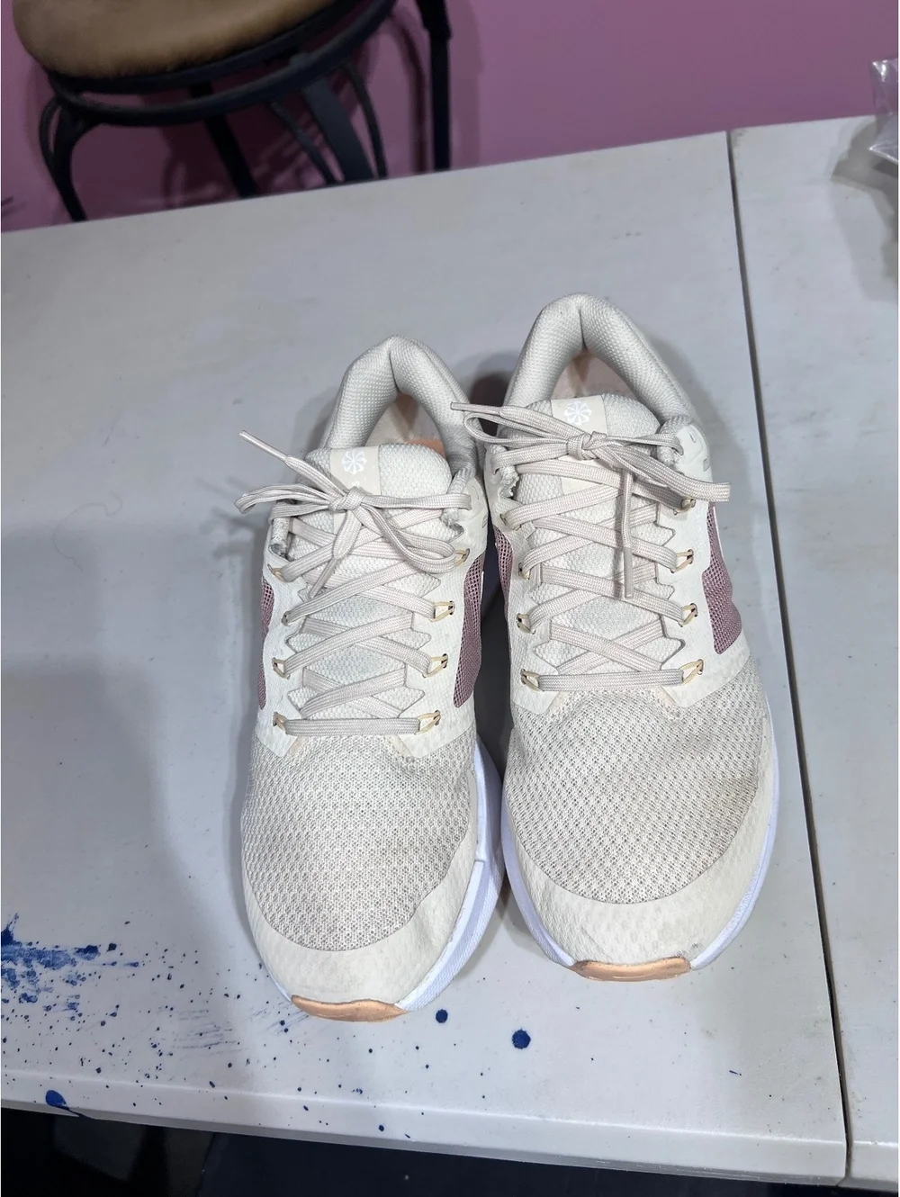 Nike WoMen's Running Shoes Size 11 Beige with White Swoosh